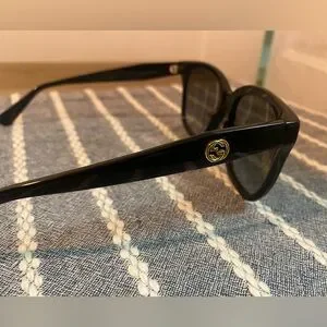 Gucci | Accessories | Gucci Square Dark Sunglasses With Case 